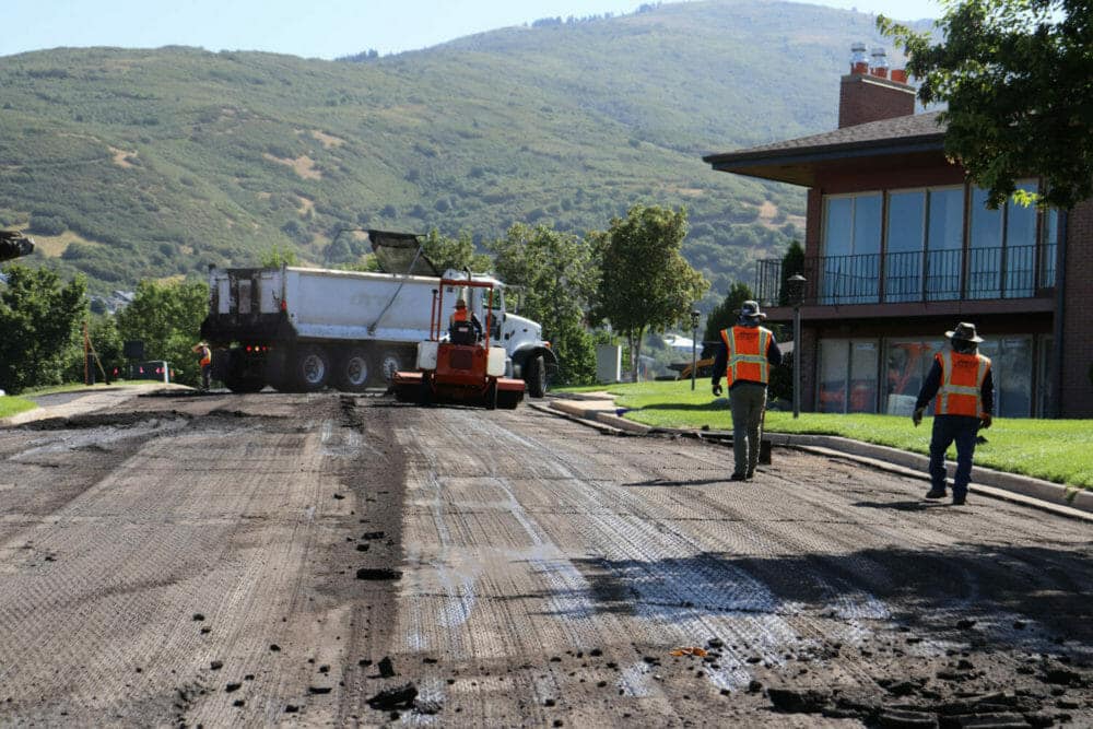 How Unpaved Roads Damage Vehicles